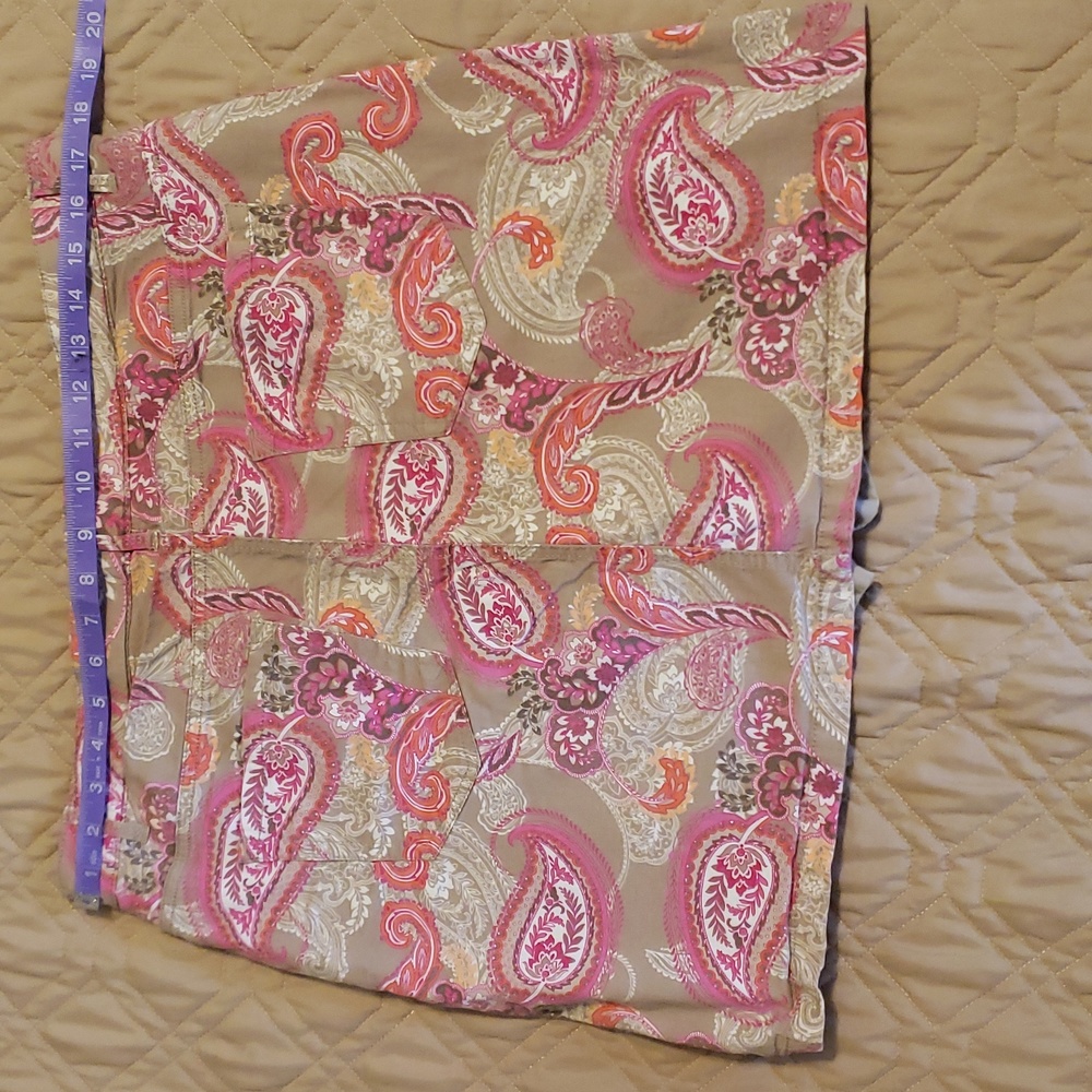 Skort - Picture 2 of 3